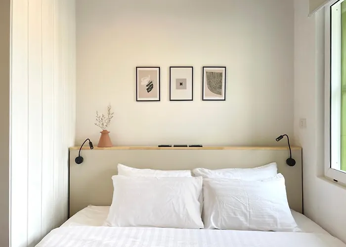 Velin Chinatown - Entire House With 2 Bedrooms 펜션