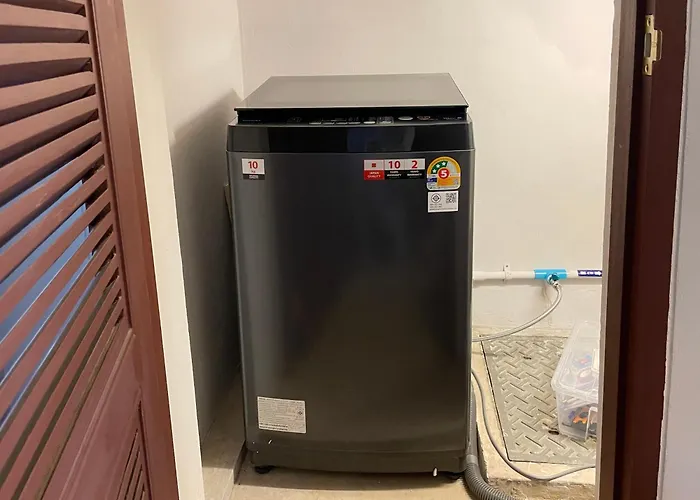 Velin Chinatown - Entire House With 2 Bedrooms *